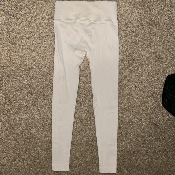 ENV Ice White Ribbed Leggings - Picture 5 of 5